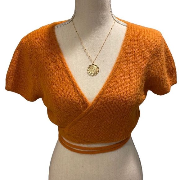Et Clet Soft Knit Crop Top In Orange - Picture 4 of 6